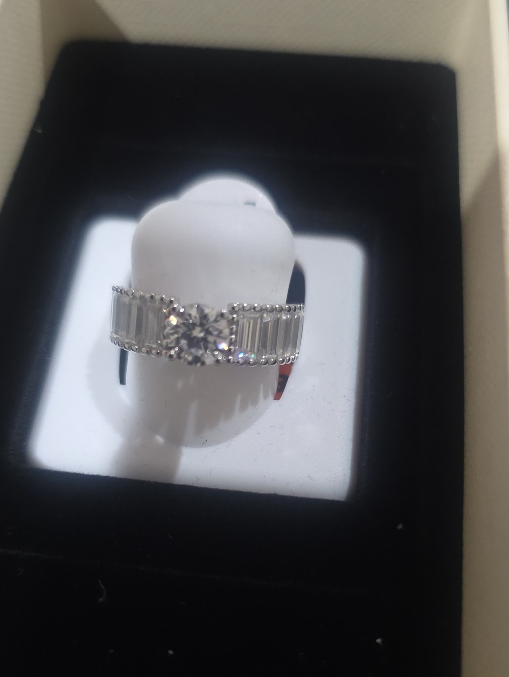 New 1.5 ctw 925 Sterling Silver Halo Ring - Size 7